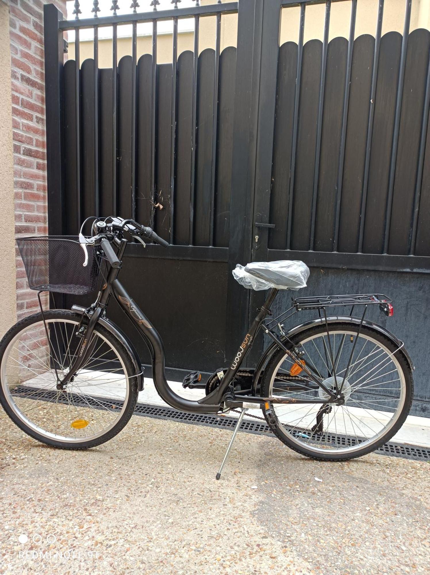 Magnifique Studio Climatisation, Parking A Velos, Velos En Option, Centre Ville Parking Prive Jardin Montargis Exterior photo